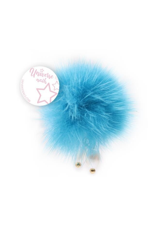 POMPONS BLUE